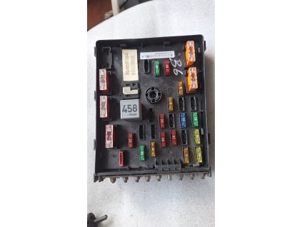 Pojistková skříň VW Passat B6 35466284 L0165328240605
