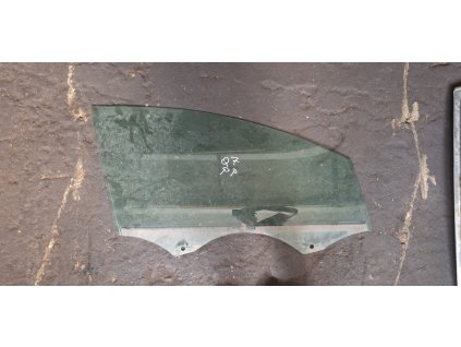 Sklo dveří pravé přední Audi Q7