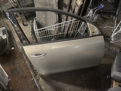 Dveře pravé přední VW Golf VI LR7L