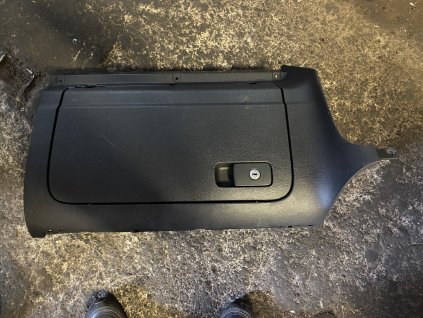 Odkládací kastlík spolujezdce VW Golf VI 1K1 857 290 E 1K1857290E