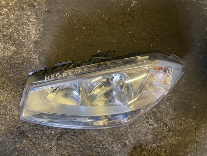 Přední světlo levé Renault Mégane