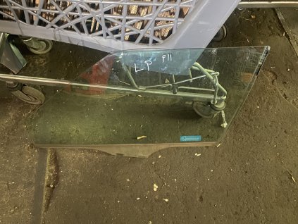 Sklo levé přední Škoda Fabia 2