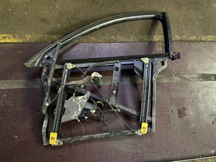 Stahovačka leva přední Audi A6 C5 4E0 837 753 A 4E0837753A