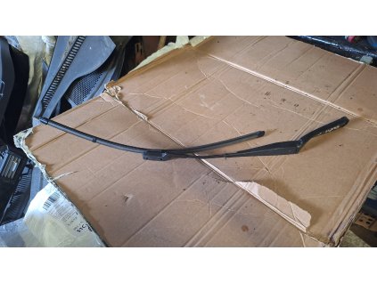 Stěrač pravý Škoda Superb 2 3T2955410A 3T2 955 410 A