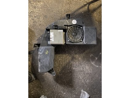 Subwoofer Audi A4 8E9 035 382 D 8E9035382D 8E9 035 223 D 8E9035223D