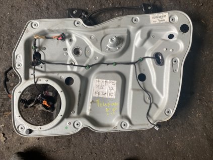 Stahovačka práva přední VW Touran 1T1 837 730 AJ 1T1837730AJ