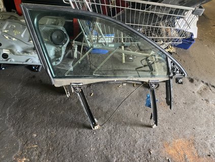 Stahovačka prava přední Audi A4