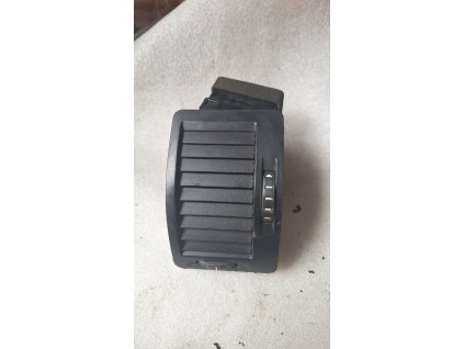 Průduch ventilace levý Škoda Octavia 2 1Z0 819 701 1Z0819701
