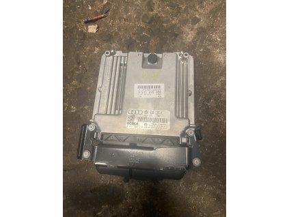Řídicí jednotka motoru Audi A4 8E0 910 115 K 8E0910115K