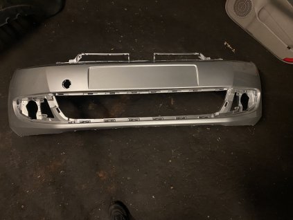 Přední nárazník VW Golf VI