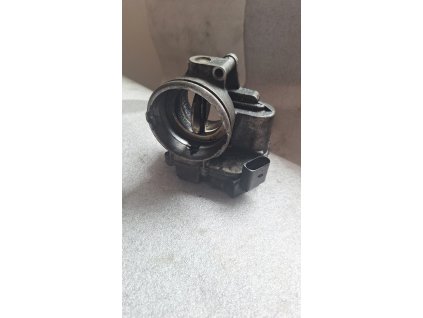 Škrtící klapka 03G128063V 03G 128 063 V