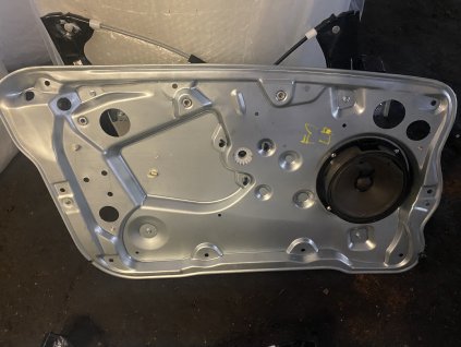 Stahovačka leva přední Škoda Fabia  1