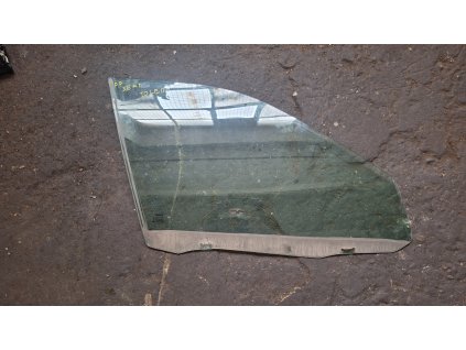 Sklo pravé přední Seat Toledo 2