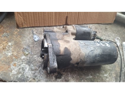 Startér VW touareg 3.2 012911023F 012 911 023 F