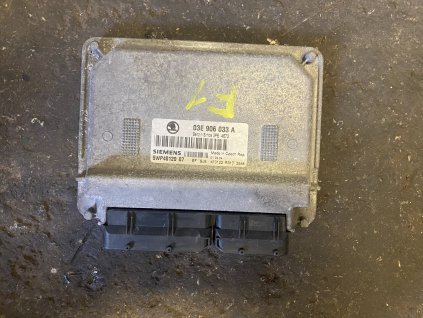 Řídicí jednotka motoru Škoda Fabia 1 03E 906 033 A 03E906033A