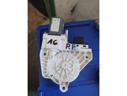 Motorek stahování okna pravý přední audi A6 4f 4F0 959 802 A 4F0959802A