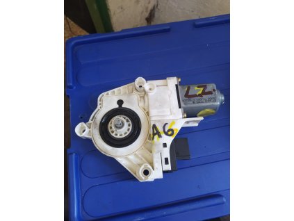 Motorek stahování okna levy zadní audi A6 4f 4F0 959 802 A 4F0959802A