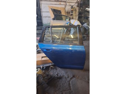 Dveře pravé zadní Škoda Octavia 3 Combi kód barvy LF5W-8X8X