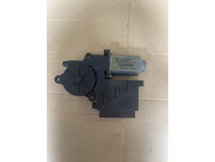 Motorek stahování oken 6Q1 959 801  6Q1959801