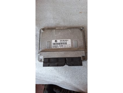 Řídící jednotka motoru 03D906032A 03D 906 032 A