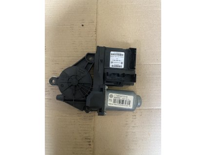 Motorek stahování oken oken 1T0 959 701 D 1T0959701D 1K0 959 793 J 1K0959793J