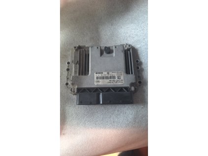 Řídící jednotka motoru KIA 0 281 13 569 0281013569 39103-2A710 39132A710