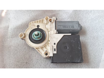 Motorek stahování okna VW Passat B6 1K0959701P 1K0 959 701 P 1K0 959 793 L 1K0959793L
