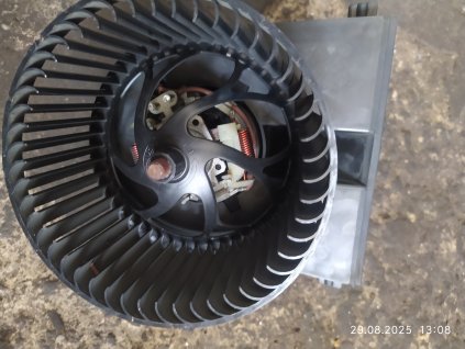 Ventilátor topení golf 4 1J1 819 021 A 1J1819021A