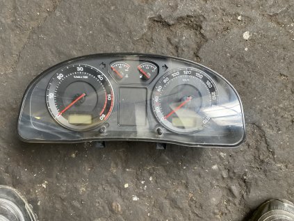 Panel přístrojů Škoda Superb 1 3U0 920 811 E 3U0920811E
