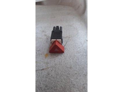 Tlačítko spínač výstražných světel VW Golf 5 plus 5M0953509A 5M0 953 509 A