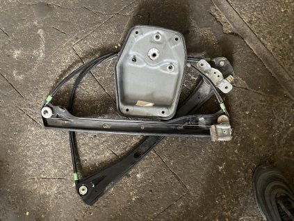 Stahovačka leva přední VW Golf V 1K3 837 461 A 1K3837461A