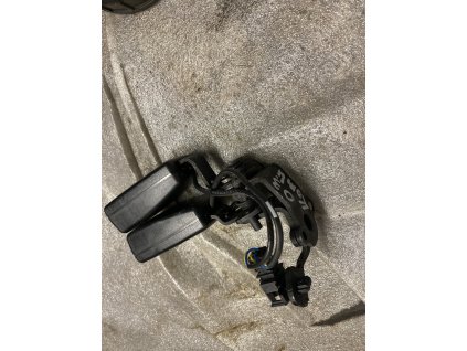 Dvojitý zámek bezpečnostních pásu zadních sedadel Škoda Octavia 3 Combi