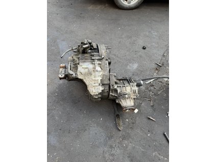 KCK Převodovka VW T5 syncro 4X4 2.5 TDI 6stupňová Převodovka VW T5 syncro 4X4 2.5 TDI 6stupňová  manualní HNC JKT KLF JKU KCK     s uhlovým převodem 02H 409 059. ZSB 02H 409 059 .O2H 409 059