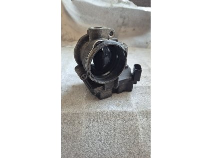 Škrtící klapka 045128063G 045 128 063 G