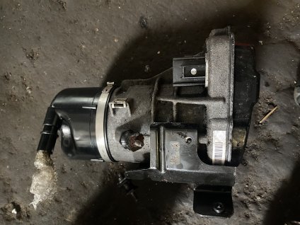 Čerpadlo posilovače řízení Mercedes Benz GLK A2044600680 A2044600680