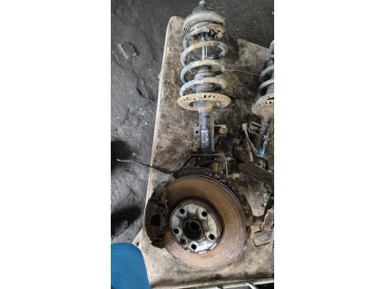 Těhlice levá VW Transporter T5 Multivan 141500313327