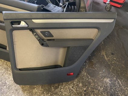 Tapecirung pravý zadní VW Touran cross facelift 1T0 867 212 022 R 1T0867212022R