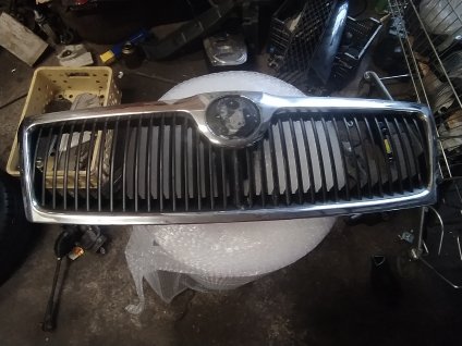 Přední maska nárazníku Octavia 2 1Z0 853 668 1Z0853668
