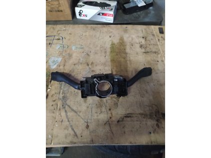 Ovládací páčky pod volant 4B0 953 503 G 4B953503G
