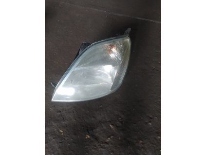 Přední světlo levé Ford Fiesta