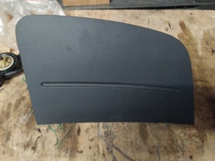 Airbag Spolujezdce s krytkou fabia 2  5J1 880 204 5J1880204