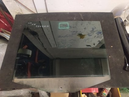 Levé zadní sklo wv Touran