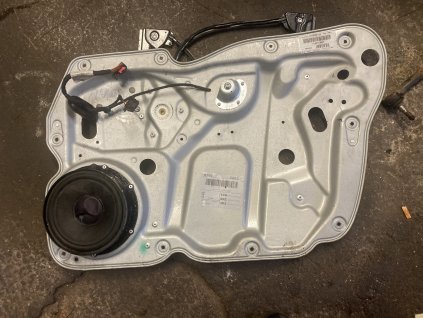 Stahovačka prava přední VW Touran 1T1 837 730 AE 1T1837730AE