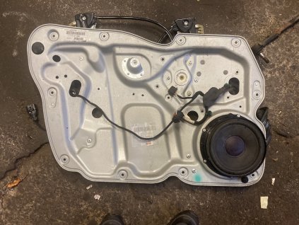 Stahovačka leva přední VW Touran 1T1 837 729 AE 1T1837729AE