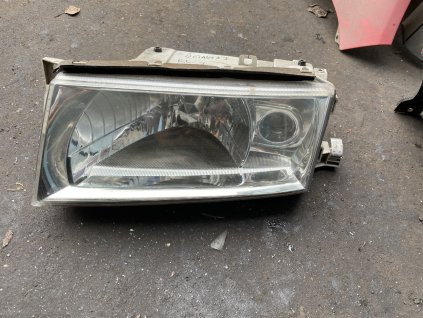 Přední levé světlo Octavia 1 Facelift