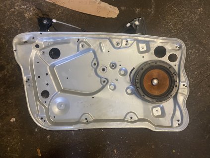 Stahovačka leva přední Škoda Fabia 1