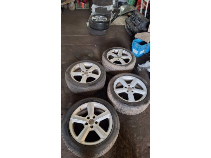 ALU KOLA AUDI Q7 4L 4L0601025H 4L0 601 025 H 5x130 ET60 9Jx20H2 pneu 2x ROADIAN 275/45 R20 3 mm 2x NOKIAN  275/45 R20 5mm