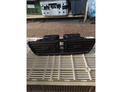 Středové pruduchy ventilace Škoda Octavia 3 5E0 820 951A 5E0820951A
