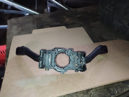 Ovládací páčky pod volant 4B0 953 503 G 4B953503G