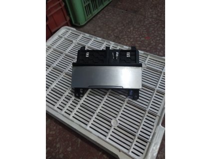 Popelník Audi Q7 4L0 857 951 4L0857951